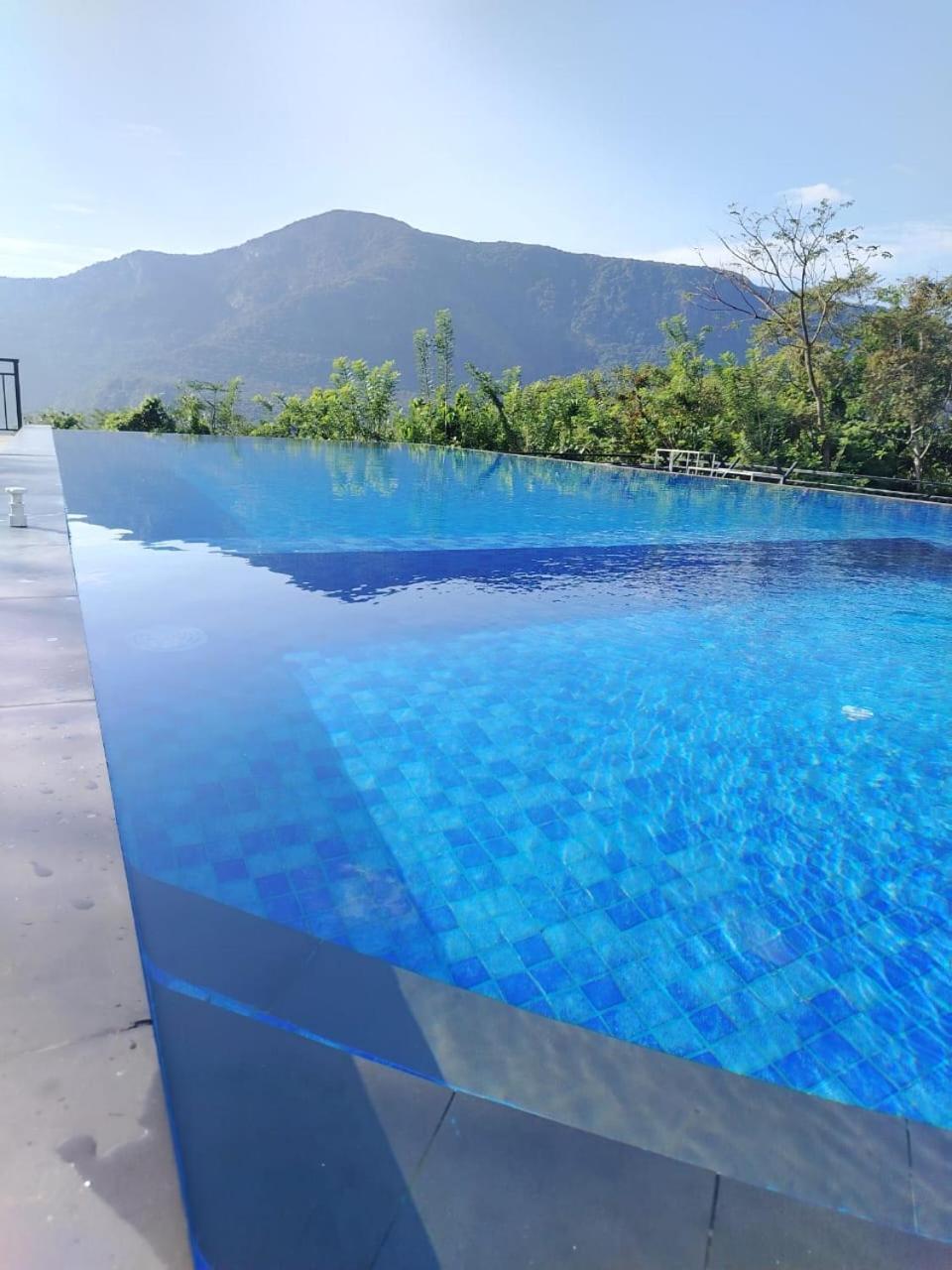 Crystal Riverston Deck Matale Luaran gambar